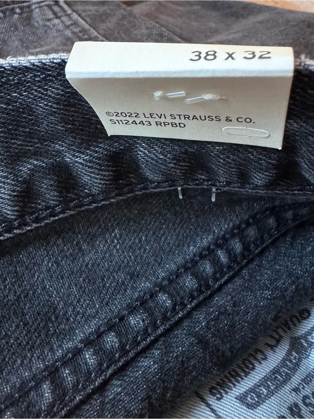 Levi’s Premium 568 Loose Straight Cargo Jeans Black Wash 38x32 NWT